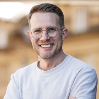 Dr. Christoph Dally