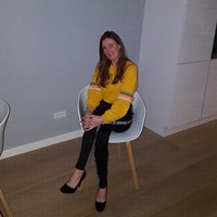 Jeannette Van De Pol