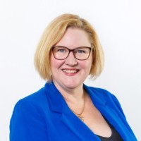 Paula Dixon