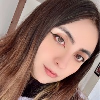 Laura V.