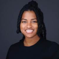 Angela Hayes, Amft