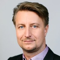 Stephan C. Wolf