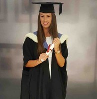 Sophie Groves