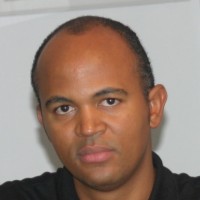 Claudio Moraes