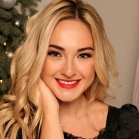 Oksana S.