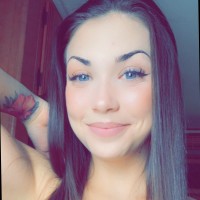 Alexis Layne