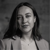 Larissa Bucher
