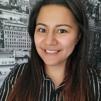 Rhonda Pakieto