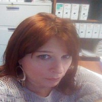 Charla Menhennet