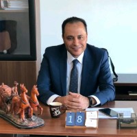 Dr Adel El-Refaey