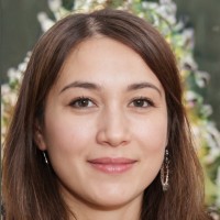 Julia Nixon
