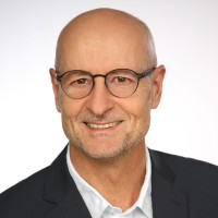 Jörg F.
