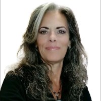 Lori Petersen