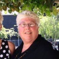 Linda J Nichols