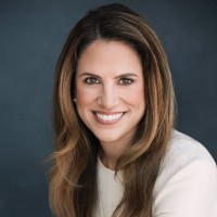 Nada Stirratt