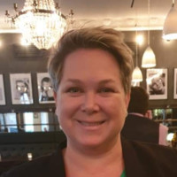 Jessica L Pettersson