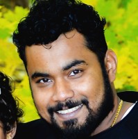 Senthuran Sandranathan