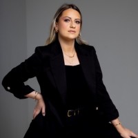 Pâmela Kohls Schäefer de Araújo