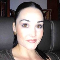 ÁNGELA FERNÁNDEZ RENART