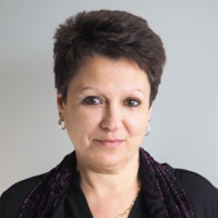 Leslie L Chanonhouse