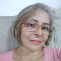 Celia Barcelos