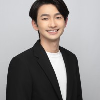 李昱霆