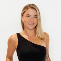 Lucia Collins