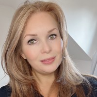 Charlotte Cox